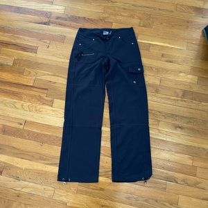 Athleta cargo pants, size small